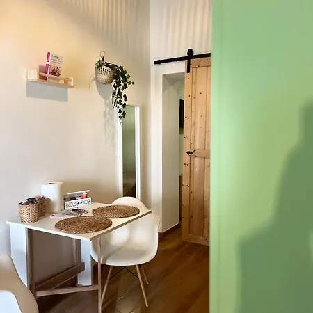 Piazzetta Degli Innamorati Bari